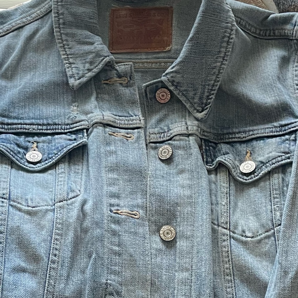 EUC Levi Strauss Denim Button~Down Short Waist Jacket Sz Lg Silver Buttons denim